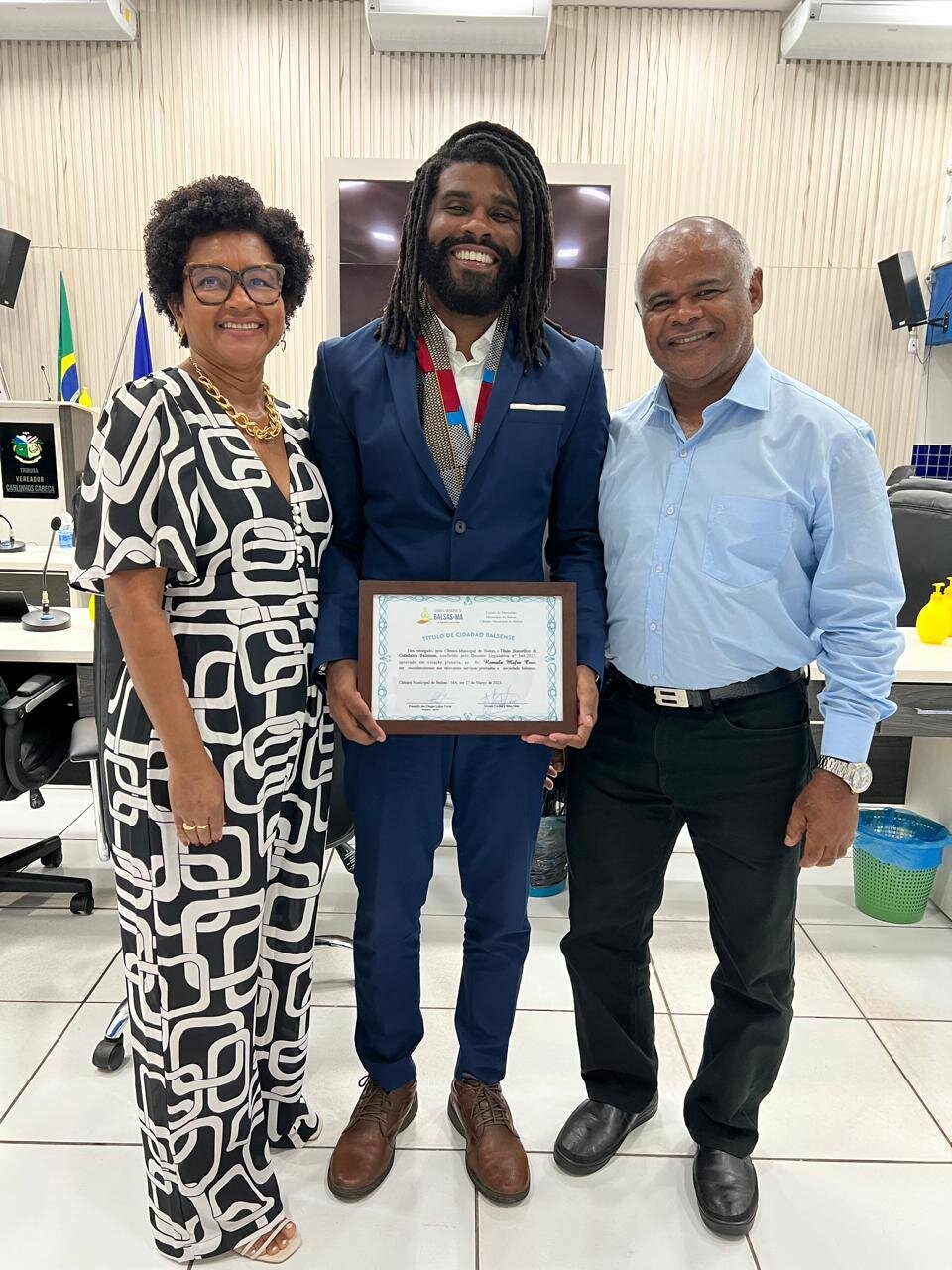 Entrega do Título de Cidadão Balsense na Câmara Municipal de Balsas
